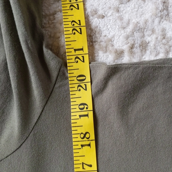 Michael Michael Kors Lace Up Grommet Open Sleeve Modal Top OX Green - Picture 15 of 16